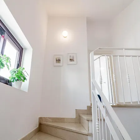 Noray 10 Apartment