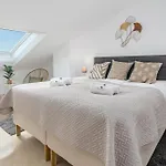 Noray 10 Apartment