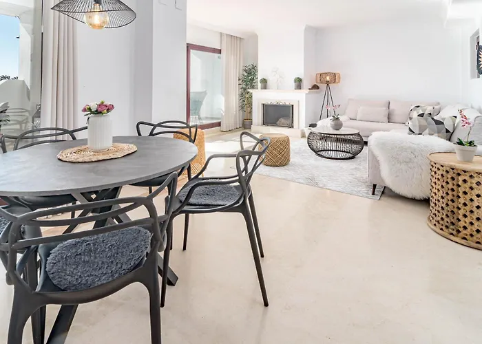 Apartament Noray 10 *